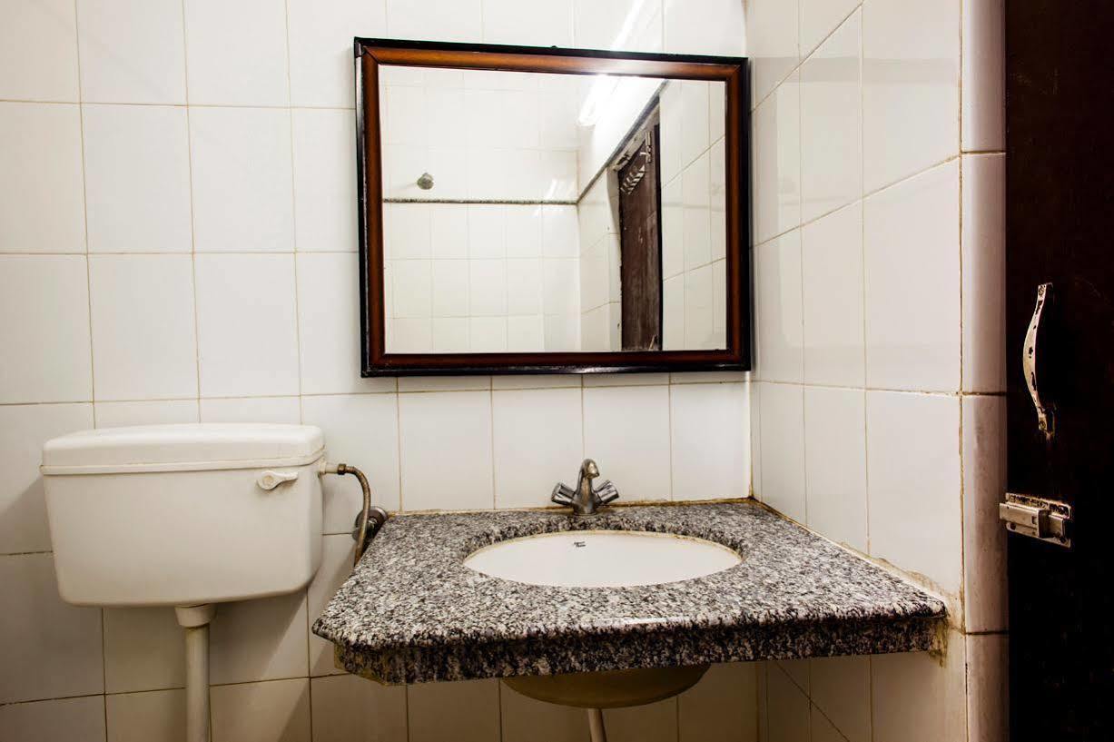 Hotel Sobhraj Ádzsmir Kültér fotó