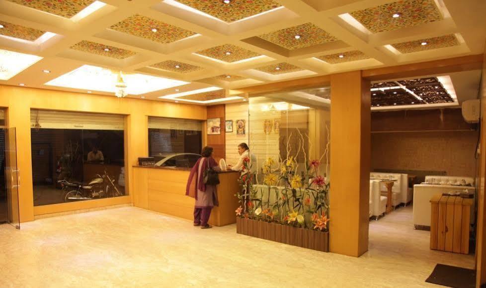 Hotel Sobhraj Ádzsmir Kültér fotó